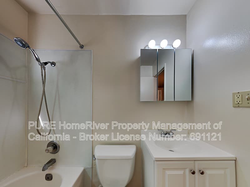 Sacramento Condo: 2526 G St