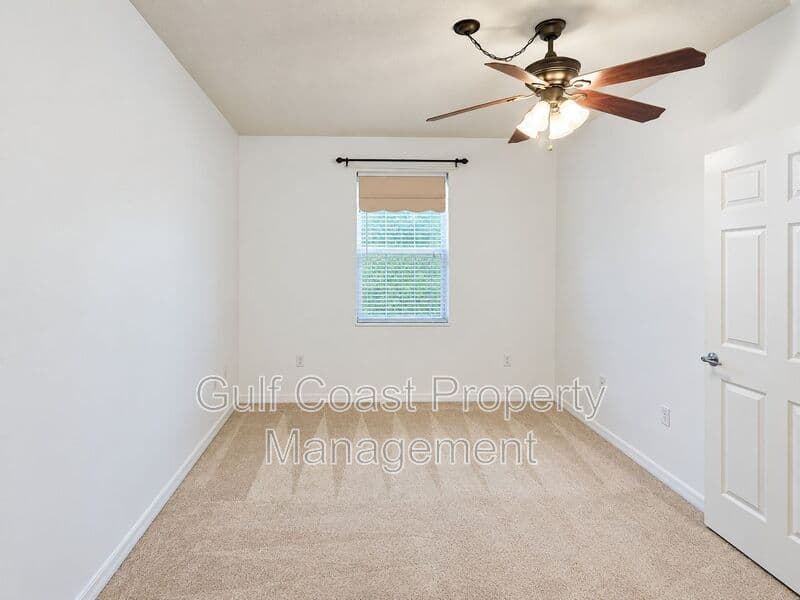 Sarasota House: 3880 82nd Ave Cir East