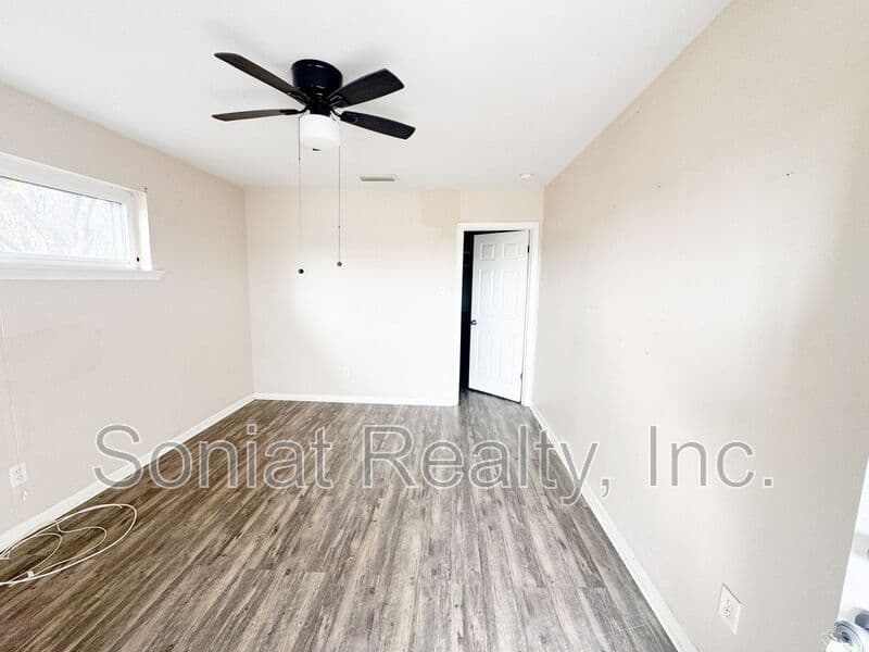 New Orleans Condo: 423 S. Murat