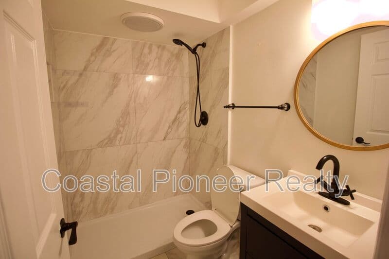 Clearwater Condo: 1257 Drew St