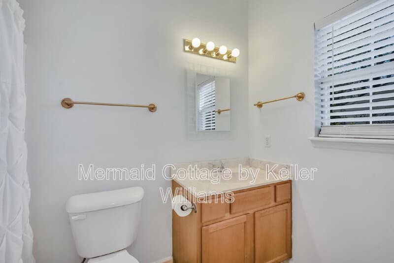Ladys Island House: 19 LeMoyne Drive