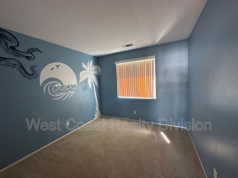 Murrieta House: 26719 Evergreen Avenue