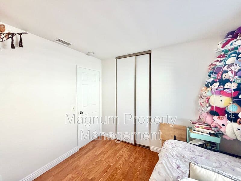 Murrieta House: 39752 Sunrose Dr