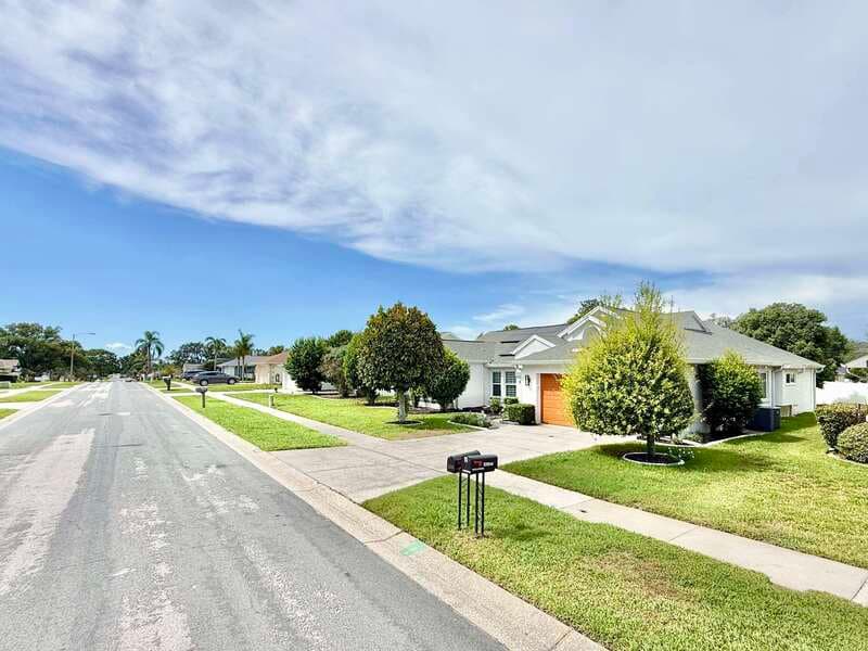 Spring Hill House: 1347 Overland Drive
