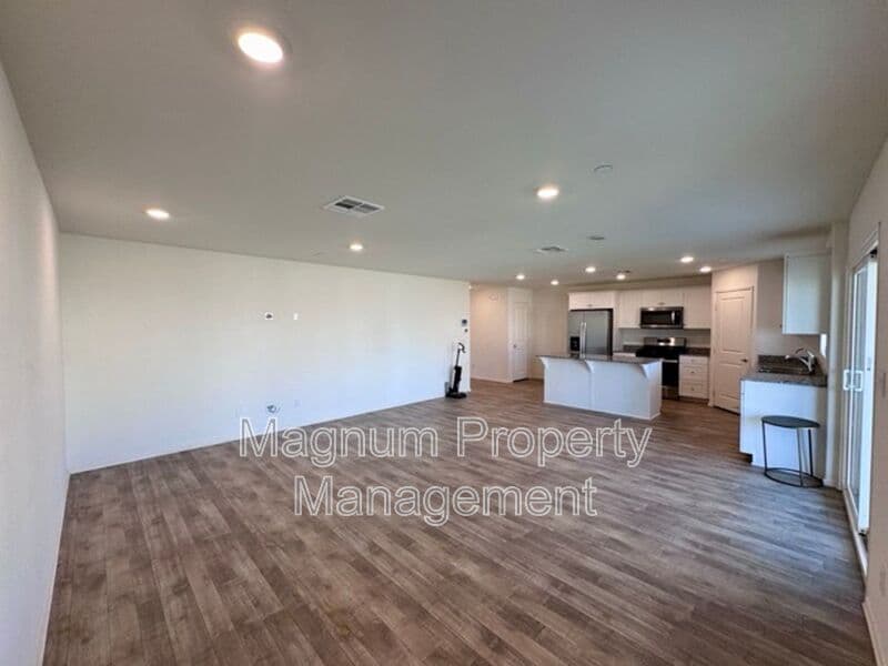 Winchester House: 28798 Enclave Ln