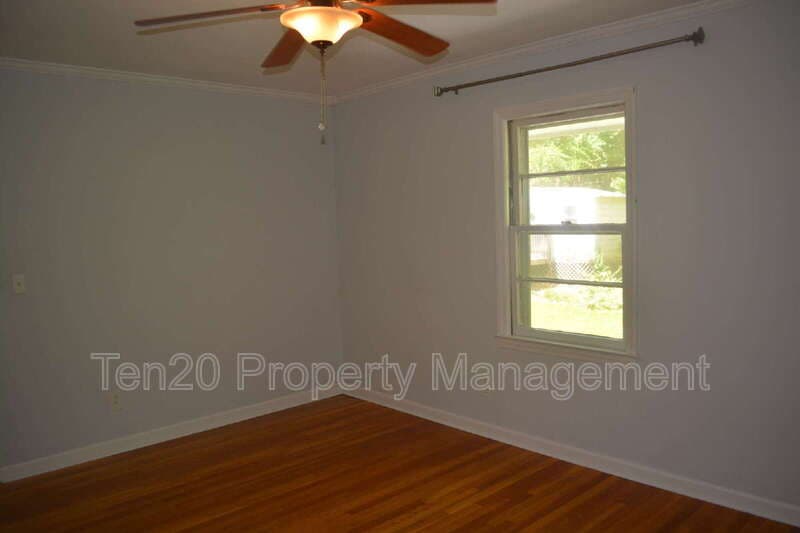 Columbus House: 1815 Marilon Dr