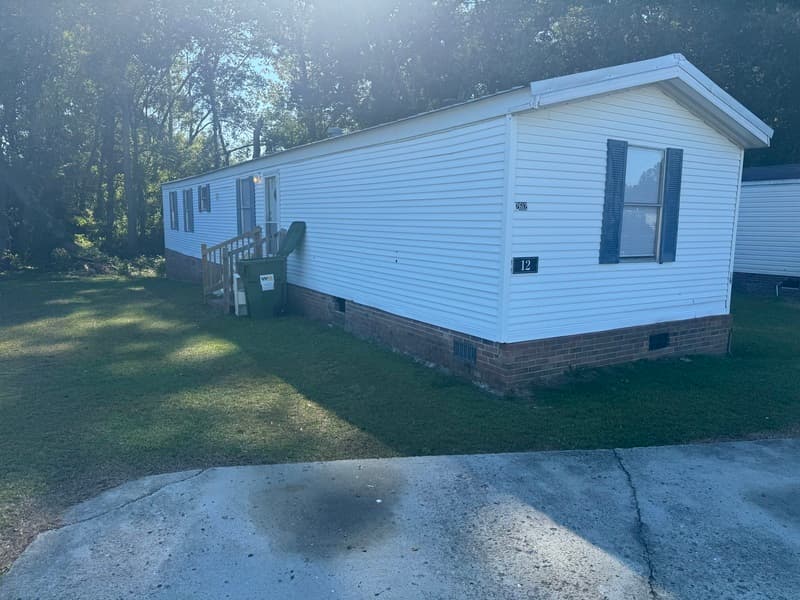 Fayetteville House: 2612 Cattail Cir