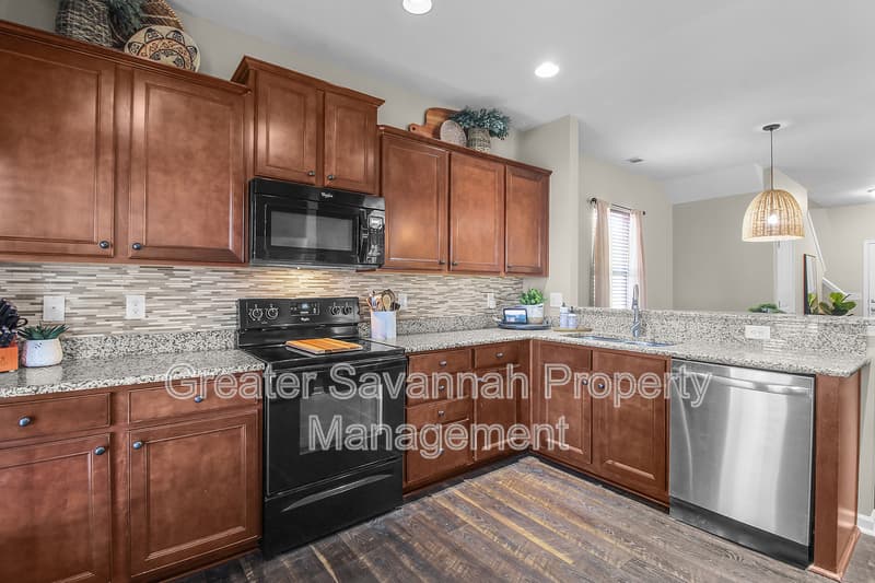 Pooler House: 153 Hamilton Grove Drive