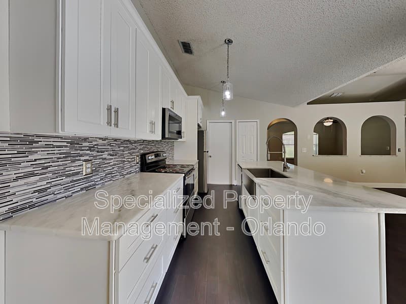 Kissimmee House: 1317 Dover Dr