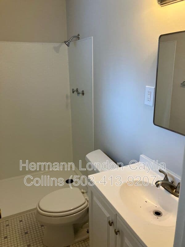 Saint Louis House: 9609 Dromore Court