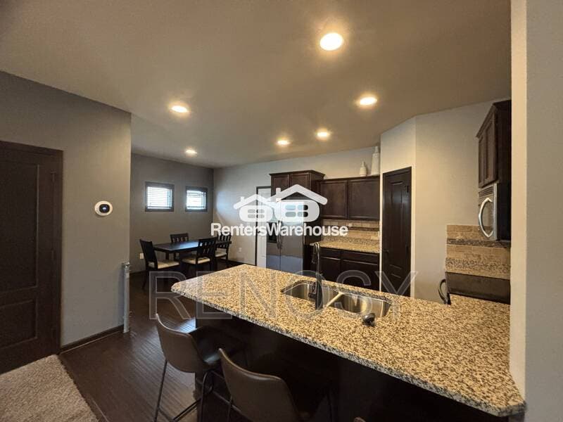 West Des Moines Townhome: 9175 Coneflower Dr