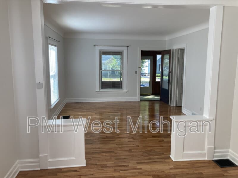 Grand Rapids Condo: 36 Lowell Ave NE
