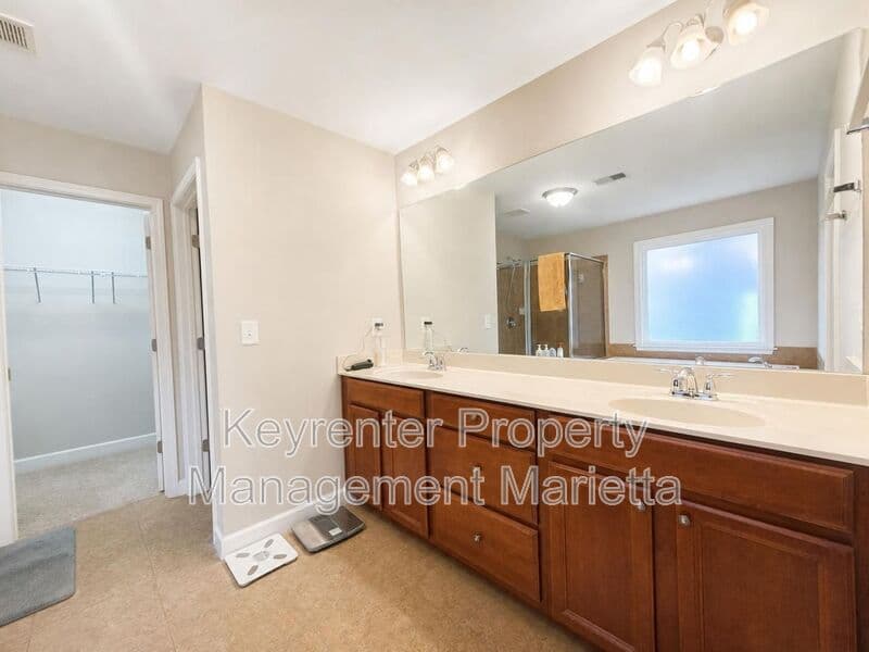 Marietta House: 302 Rosemont Park Ln