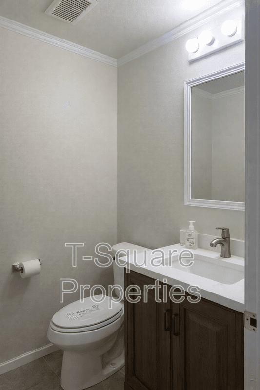Sammamish House: 1817 235th Place NE
