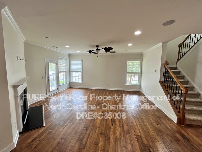 Charlotte House: 10330 Royal Winchester Drive
