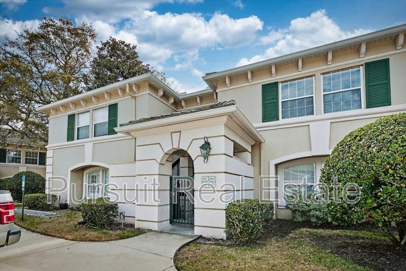 Sawgrass House: 100 Bermuda Bay Circle #104