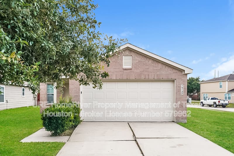 Richmond House: 19135 Jordans Landing Ln