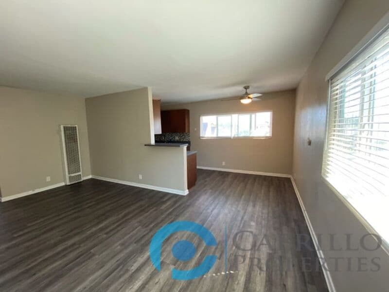 San Diego Condo: 4774 Mansfield Street
