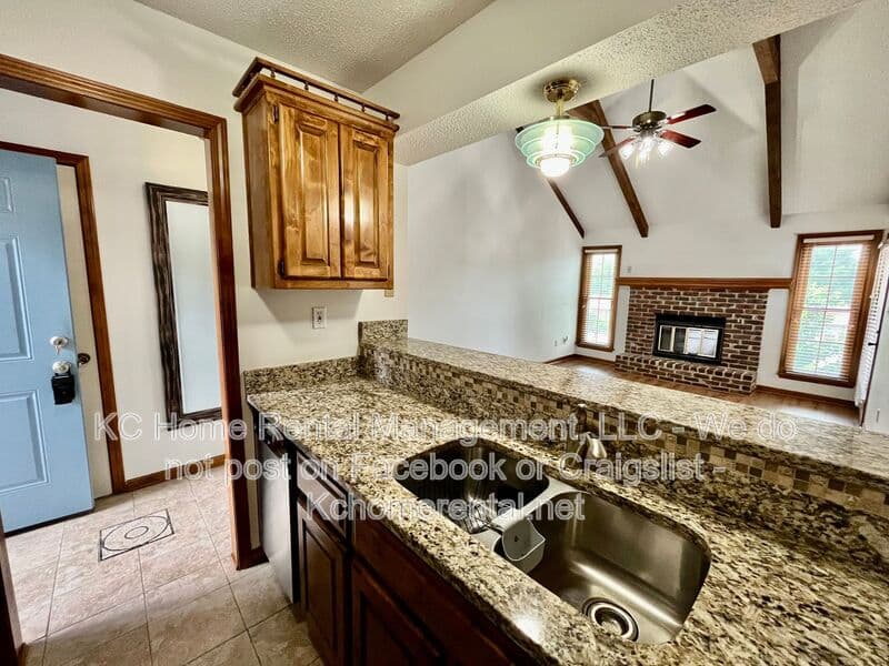 Shawnee House: 12027 W 58th Pl
