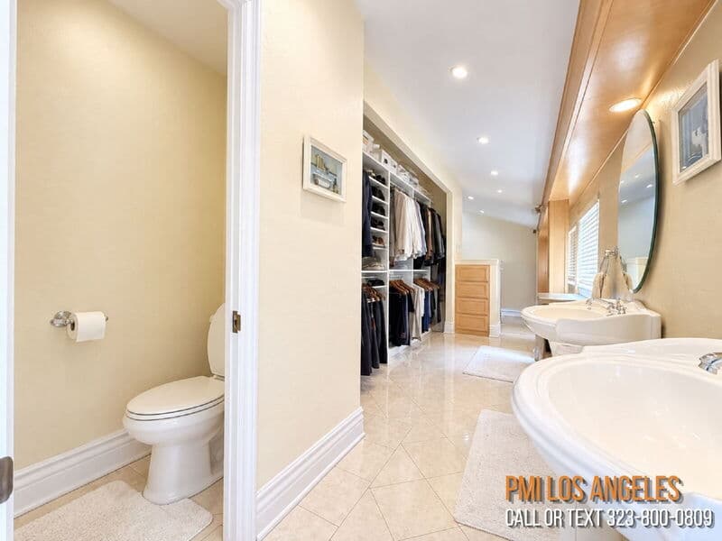 Los Angeles House: 6102 South Citrus Avenue