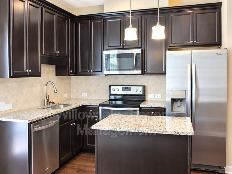 Apex Townhome: 707 Wickham Ridge Rd