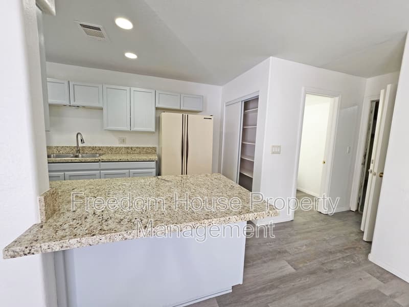 Pahrump Condo: 670 Bourbon Street - 2