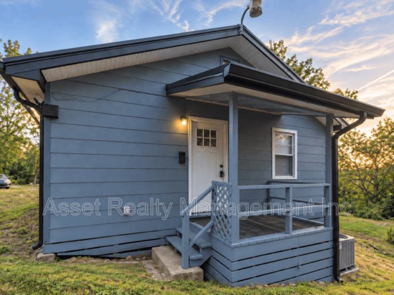 Oak Ridge Condo: 219 Highland Avenue - 1