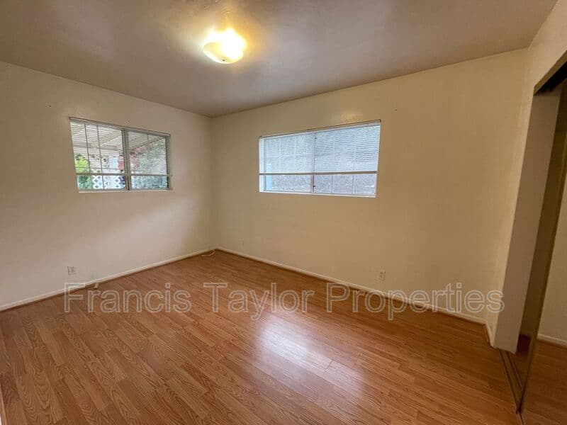 Escondido House: 1467 Old Cedar Road