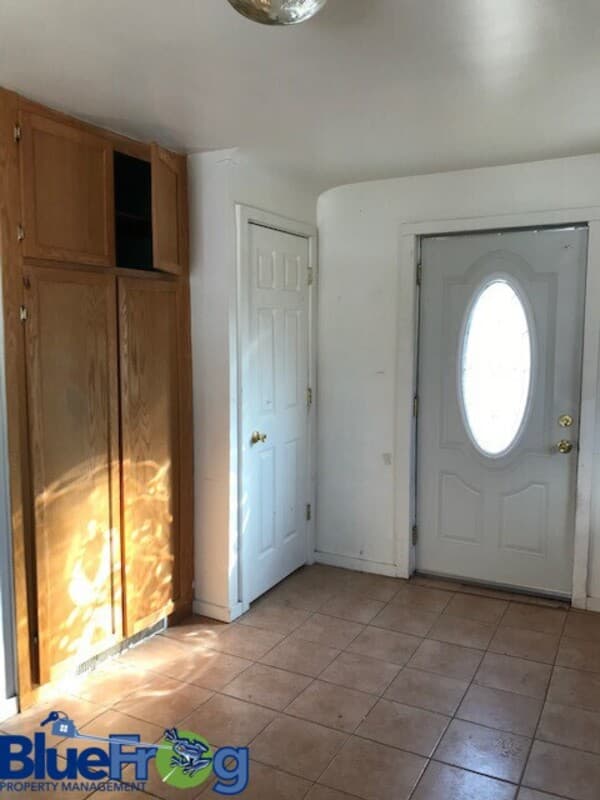 Hortonville Condo: 744 West Main Street - 744 1/2