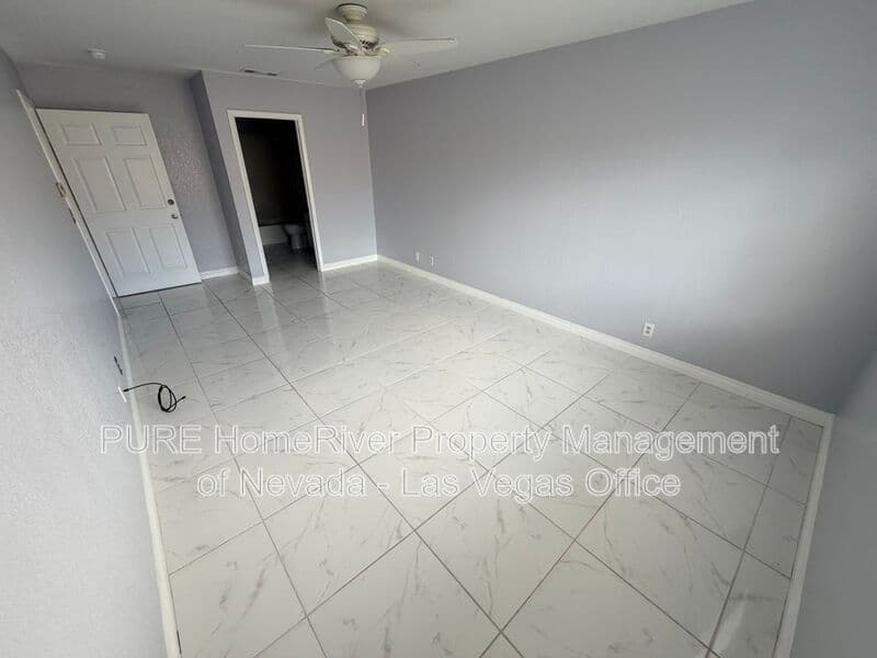 Henderson House: 2832 Mill Point Dr.