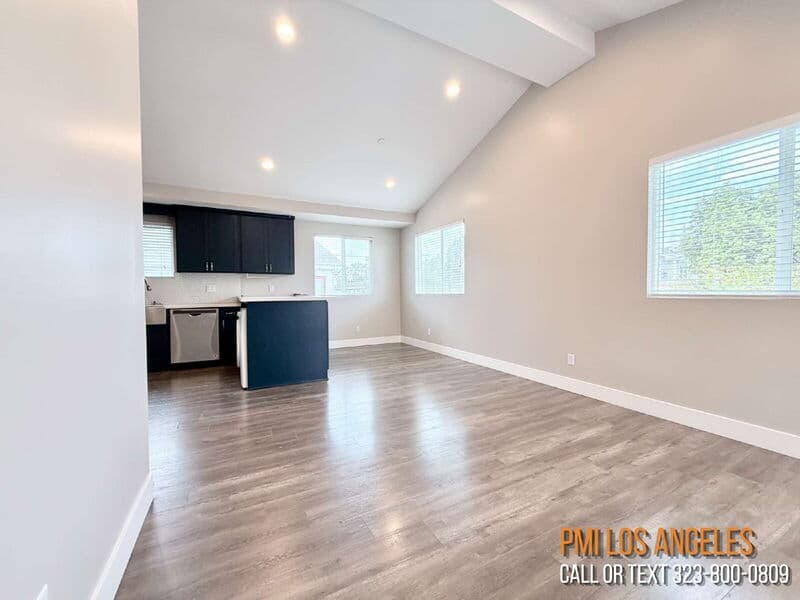 Los Angeles Townhome: 3650 Percy Street