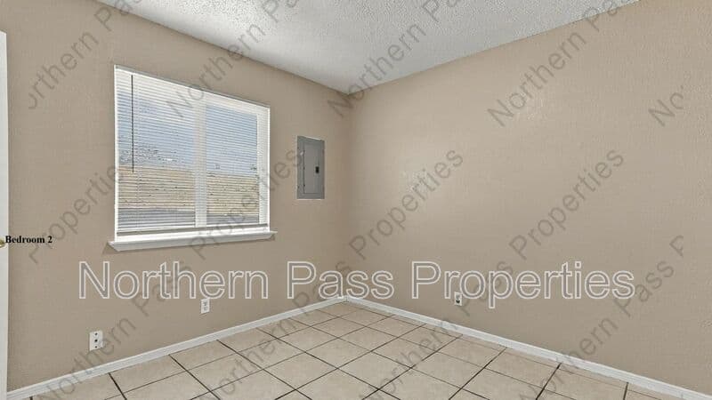 El Paso Condo: 216 S Schutz