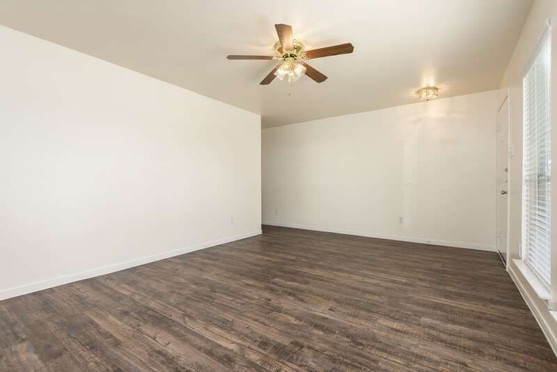 Dickinson Townhome: 2130 St Lucia Calle