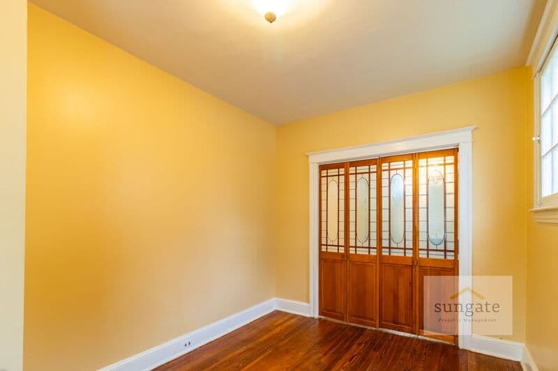 Baltimore Condo: 3218 Evergreen Ave
