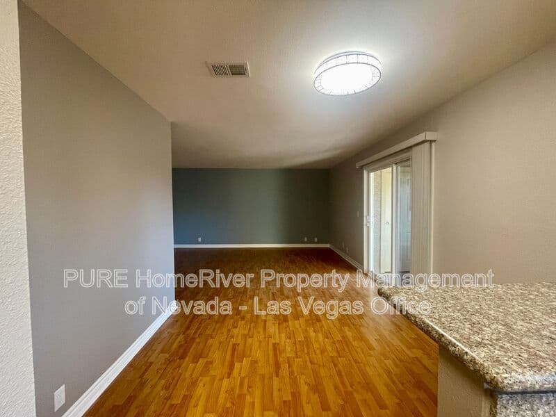 Las Vegas Condo: 5206 River Glen Dr