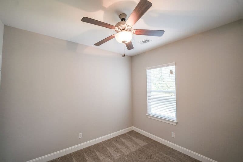 Richmond Hill House: 160 Lake Lily Drive