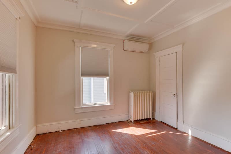 Portsmouth House: 1051 Naval Ave