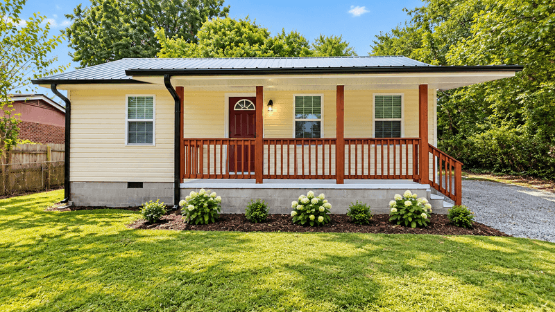 Henderson House: 1402 Williams Lane S