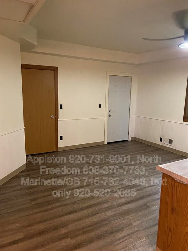 North Freedom Condo: S7559 US 12 E9 & E10