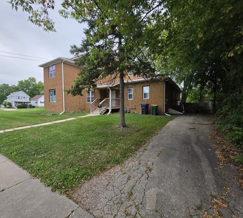 Fond du Lac Condo: 149 Central Avenue