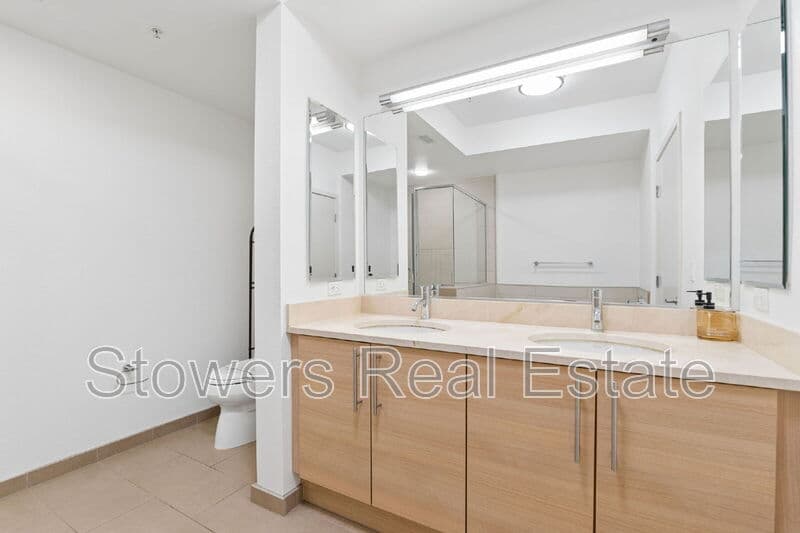 Walnut Creek Condo: 1655 N California Blvd
