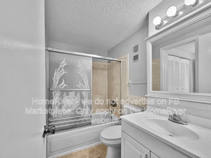 Tampa Condo: 7509 Pitch Pine Cir