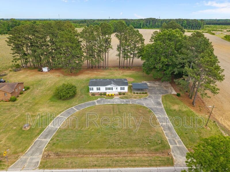 Godwin House: 8540 Godwin Falcon Rd.