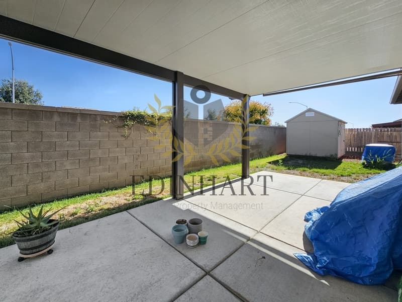Fresno House: 6375 West Pico Avenue