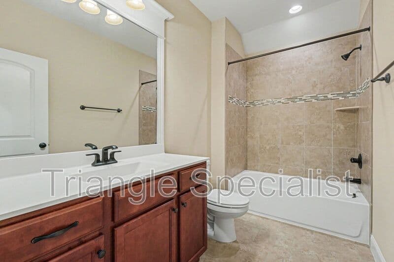 Rolesville House: 7436 Pomona Avenue