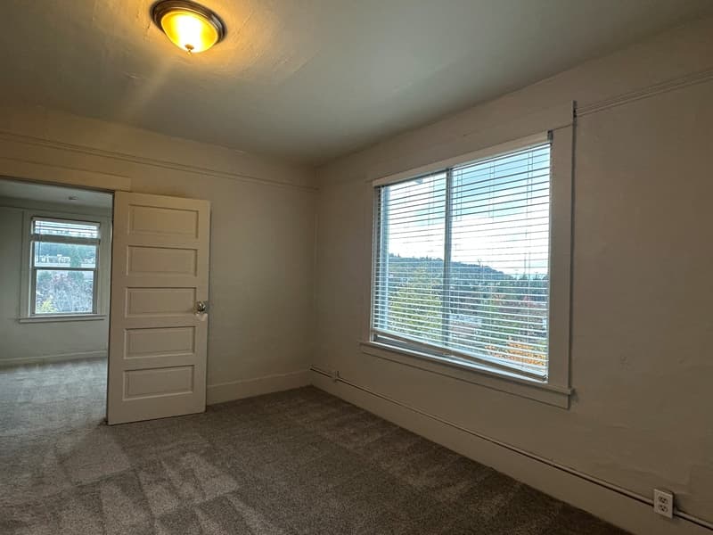 Seattle Condo: 3837 23rd Ave SW - 4
