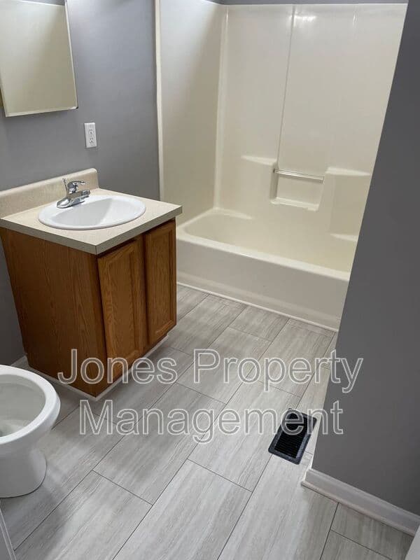 Fletcher Condo: 11 Breezy Meadows Lane - Breezy Meadow B