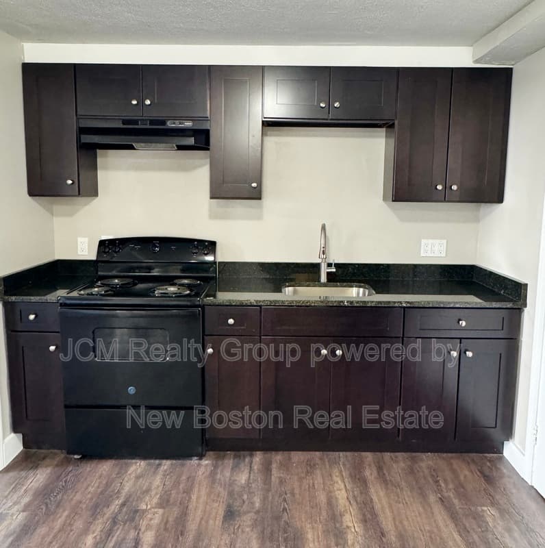 Lynn Condo: 108 Franklin Street