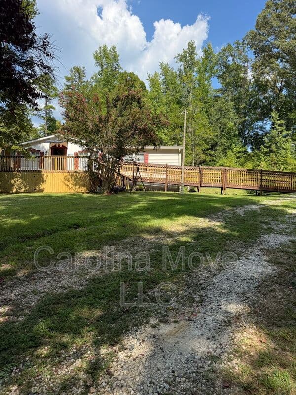 Gray Court Condo: 906 Rolling Meadows Road