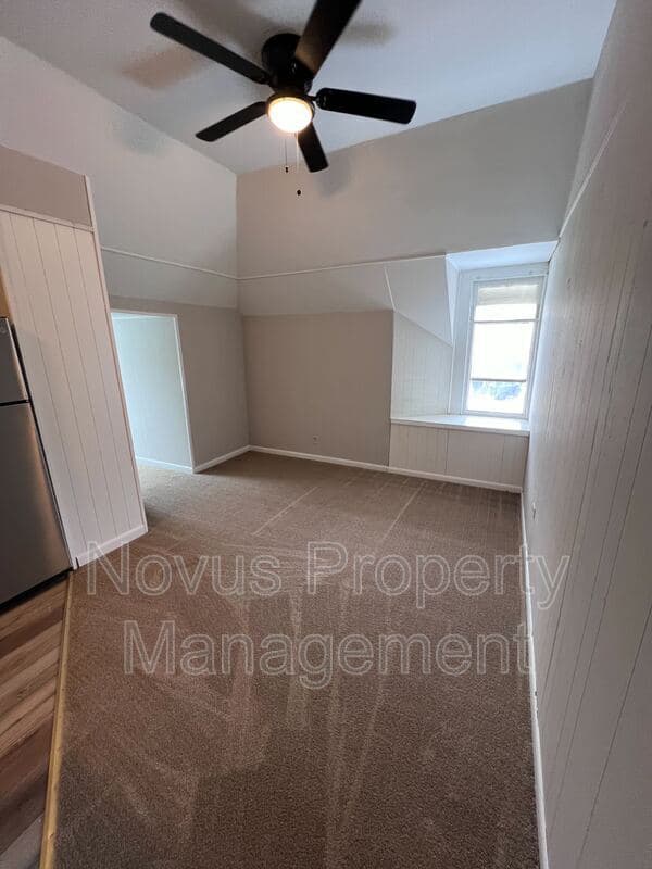 Carrollton Condo: 302 Cedar Street